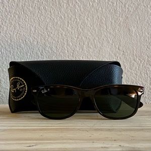 Ray-Ban polarized wayfarer sunglasses